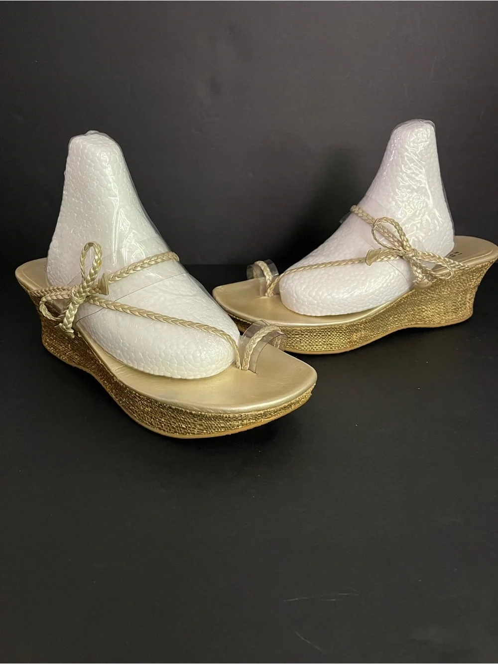 Stuart Weitzman Gold Braided Leather Wedges - Sz 8 - Picture 2 of 9